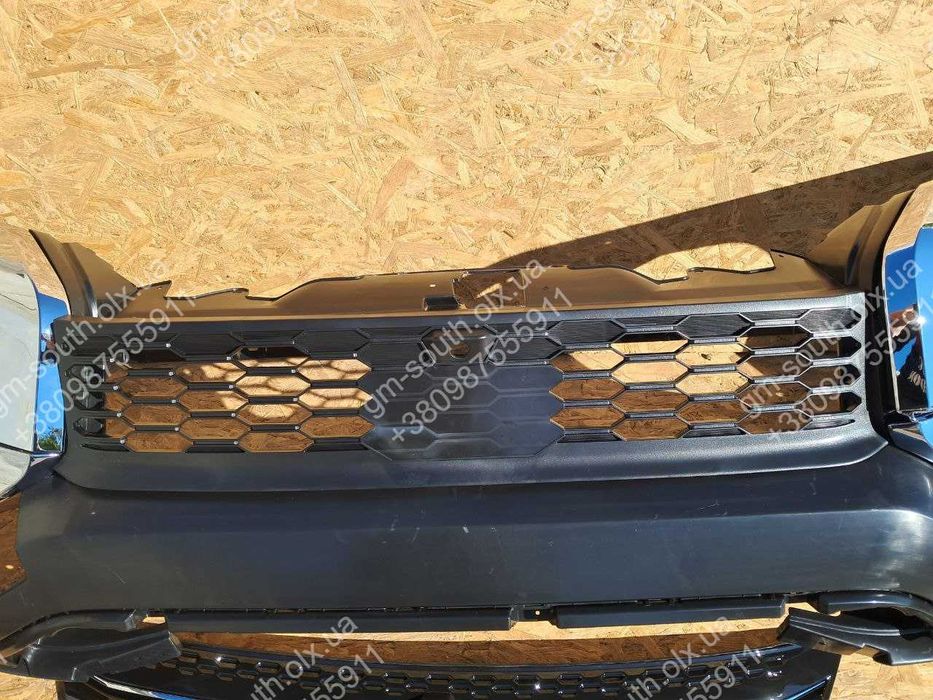 Mitsubishi Outlander IV 4 Бампер Передний Решетка Радиатора 2022-2025