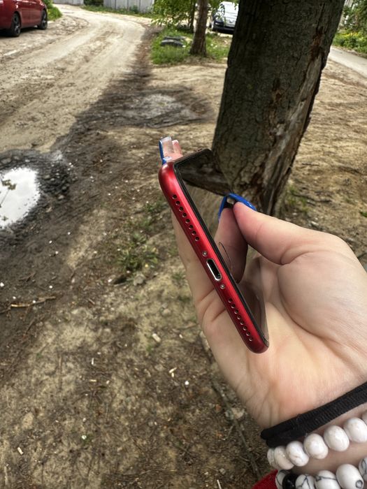 Телефон Apple 8 + на 256