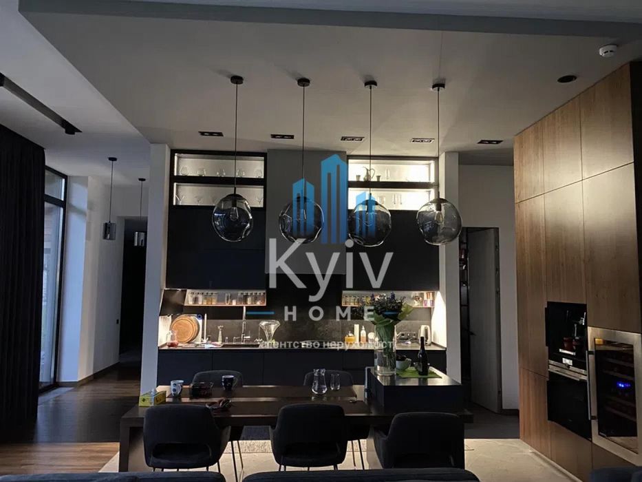 Hi-Tech будинок з ремонтом/ 220 м2/ 25 сот/ Басейн/ Ліс/ Віта-Поштова