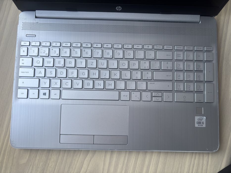 Hp 15-dw2507nz i5 1035g1 15gb ssd m2 без торгу!