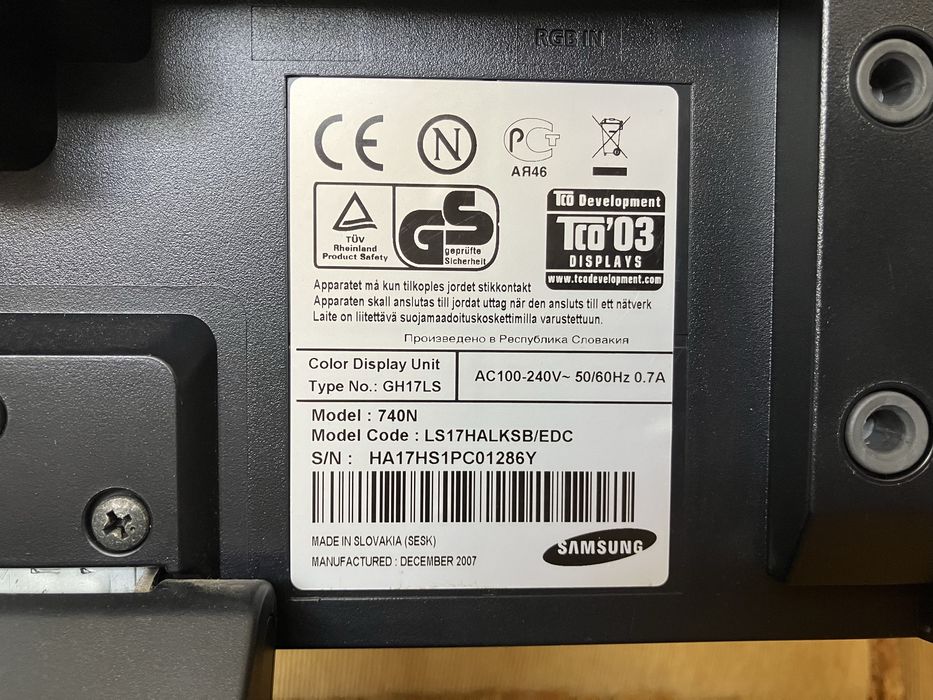 Monitor Samsung Sync Master 740 N