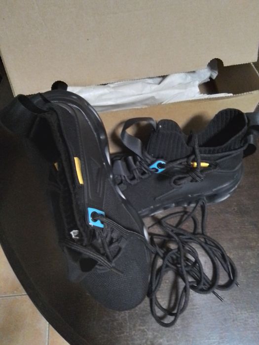 Sapatos protecção estilo ténis