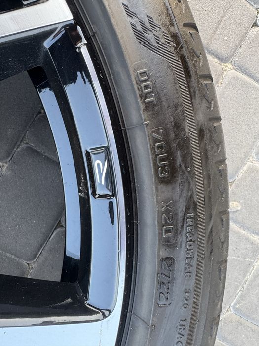Колеса з Європи . Диски  VW TOUAREG R-line Estoril R22 5x112 Tayper