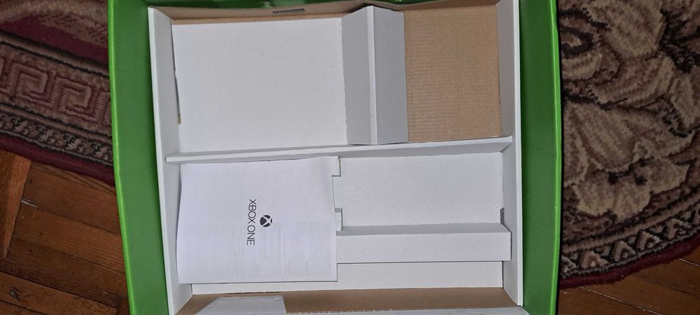 Коробка xbox one