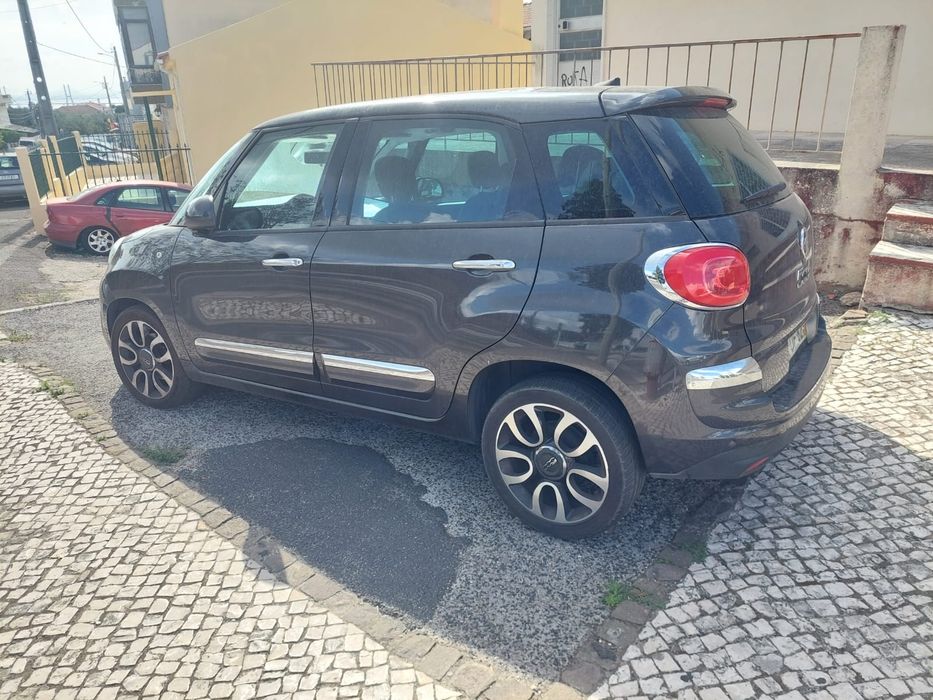 Fiat 500L 0.9 cc twin air ano 2018 AVARIADO