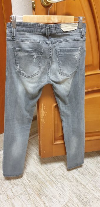 Женские джинсы Stradivarius