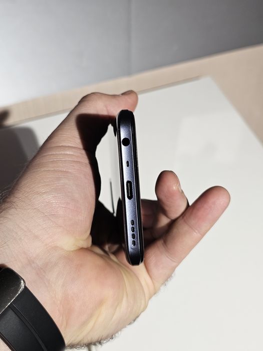 Смартфон Realme 8 5G 6/128GB