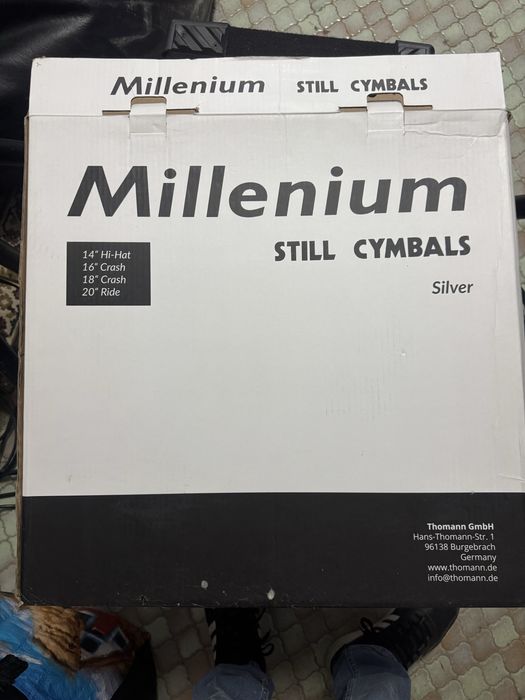 Kit Pratos silencios