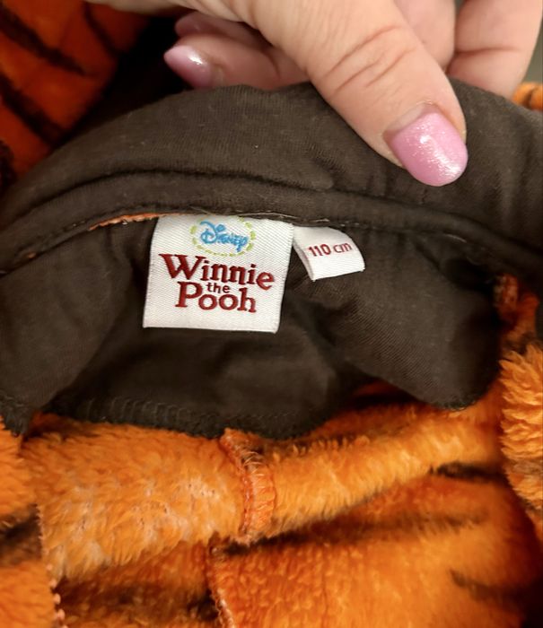 Strój tygryska z „Kubusia Puchatka” rozm. 110 pasuje też na 98.