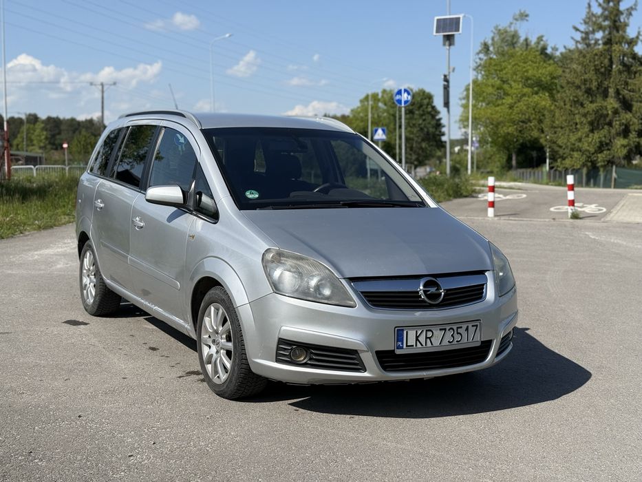 Opel Zafira B 1.9 150KM 2007 ROK