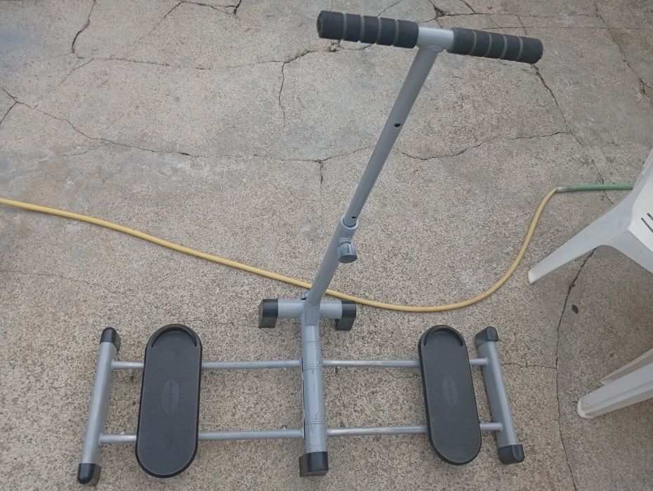 Leg and Glute Exercise Machine423918306854195201