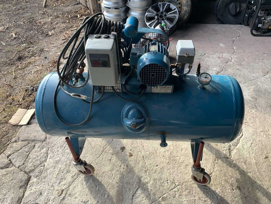 Sprężarka przemysłowa 1.8kw 7-10 bar