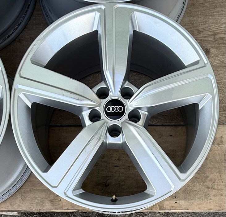 Оригінальні диски Audi R20 5x112 ET38 A6 A7 Q5 Q7 Touareg