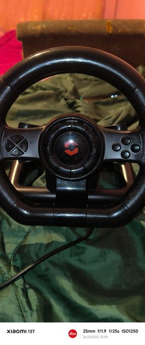 Игравой руль в идиальнам стане