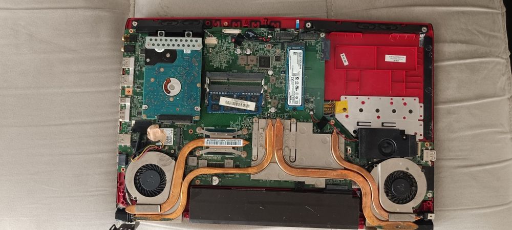 Portátil Gaming MSI GE62 2QE Apache Pro – Para Peças