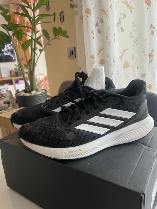 Підліткові кросівки Adidas Runfalcon 5