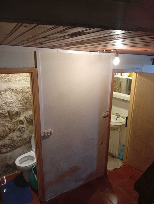 Casa T2 Renovada – Próxima do Centro da Cidade (5 minutos)