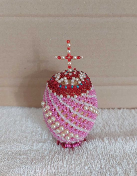 Яйца оплетенные бисером