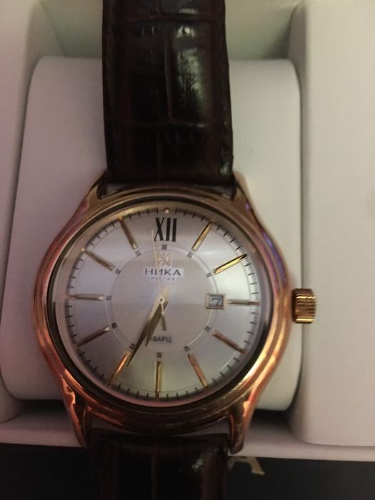 Золотые Часы в идеальном состоянии