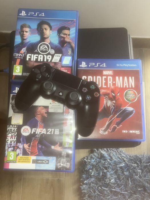 Ps4 Slim 500Gb (408Gb) + comando + 3 jogos