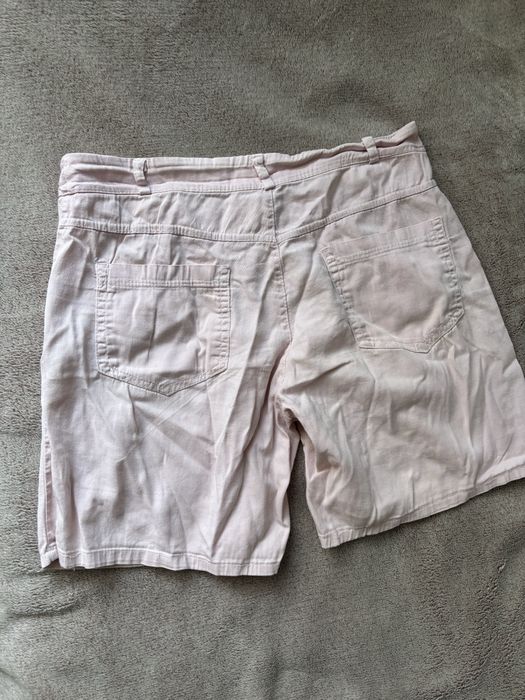 Spodenki pudrowy róż