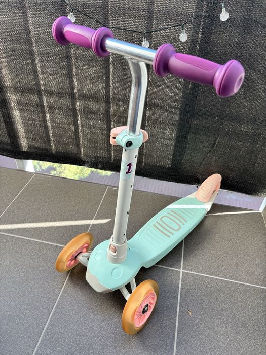 Hulajnoga dla dzieci Oxelo B1 3 kołowa świecaca Decatlon