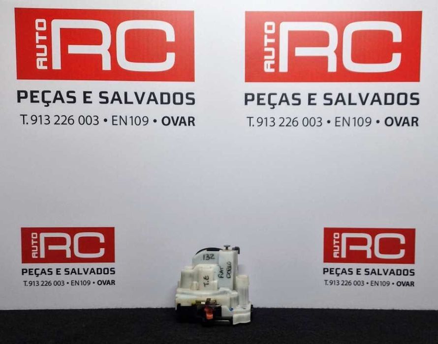Fechadura / Fecho Porta Trás Esquerdo FIAT DOBLO Cargo (263_) ano 2010