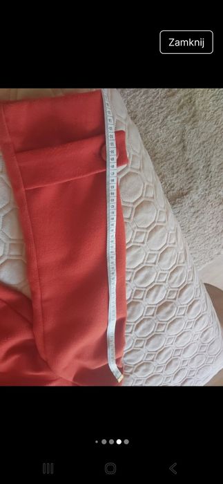 Płaszczyk damski w ceglastym kolorze