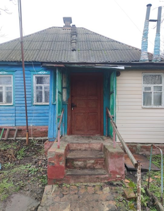 Продам будинок .