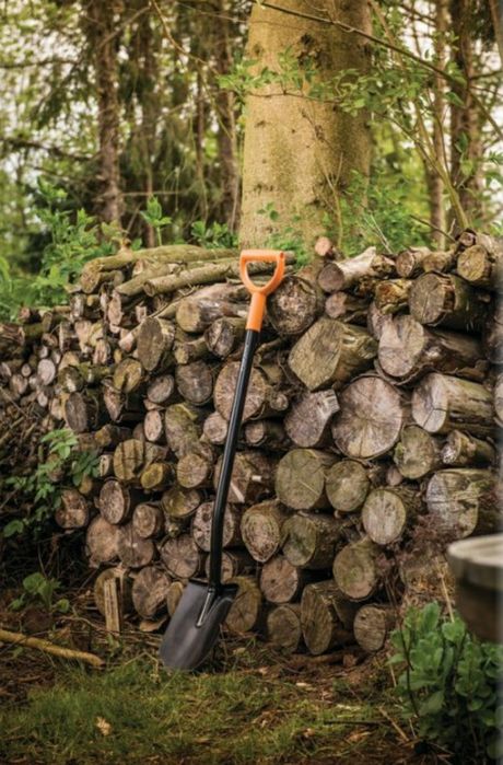 Лопата штикова Fiskars Solid 131413 (1003455) Нова в Наявності без Пре