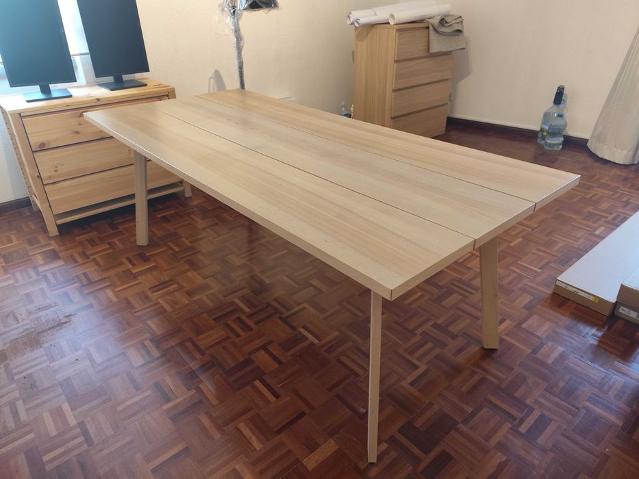 Mesa de refeiçoes IKEA 200x90cm