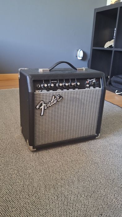 Amplificador Fender Frontman 15g
