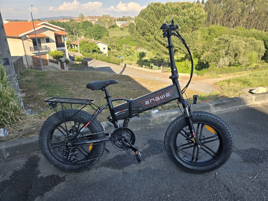 Bicicleta eletrica com 1145km impecavel