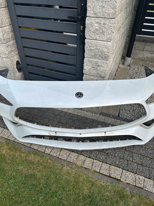 Zderzak przedni amg mercedes cla oryginał stan bdb