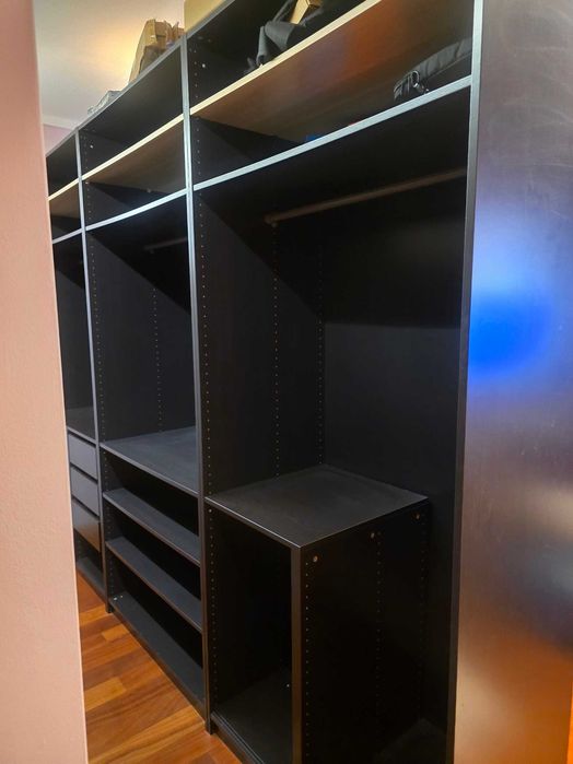 armário IKEA PAX - 3 módulos 236cm x 100 cm x 60 cm