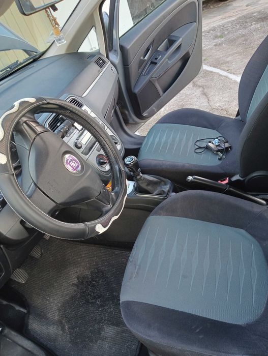 Fiat Grande Punto 1.2 Gasolina | 2009 | 5 portas | Ar Condicionado