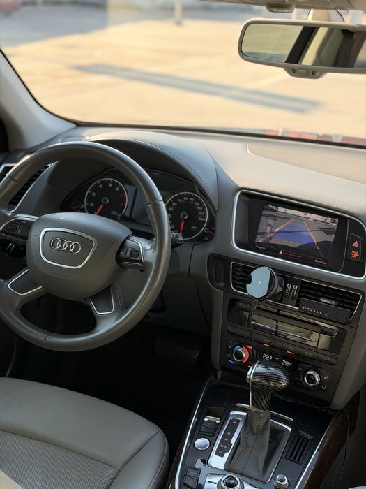 Audi Q5 2013 VIN WA1WGAFP8EA070096 фото оголошення 13 з 24