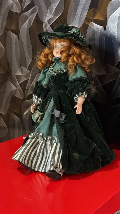 Bonecas de porcelana