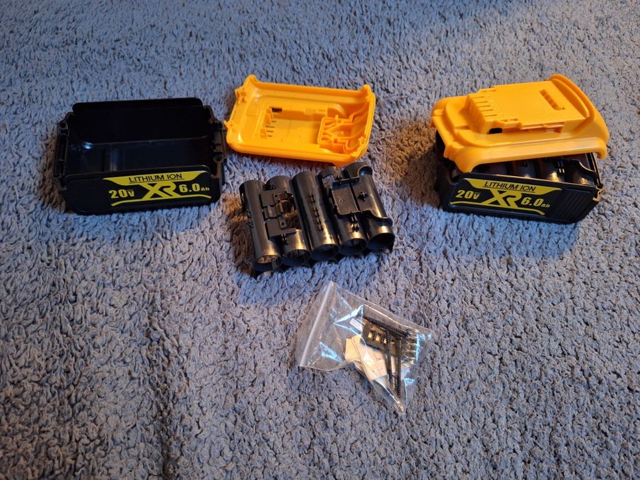 2x Obudowa DeWalt z aliexpress