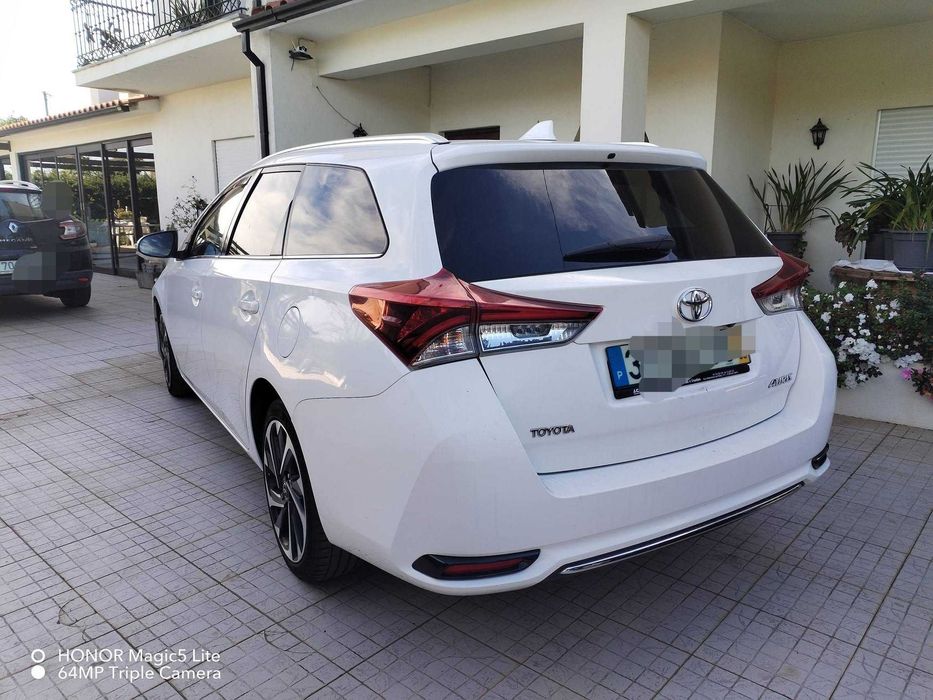 Toyota Auris 2015 com 153503KM
