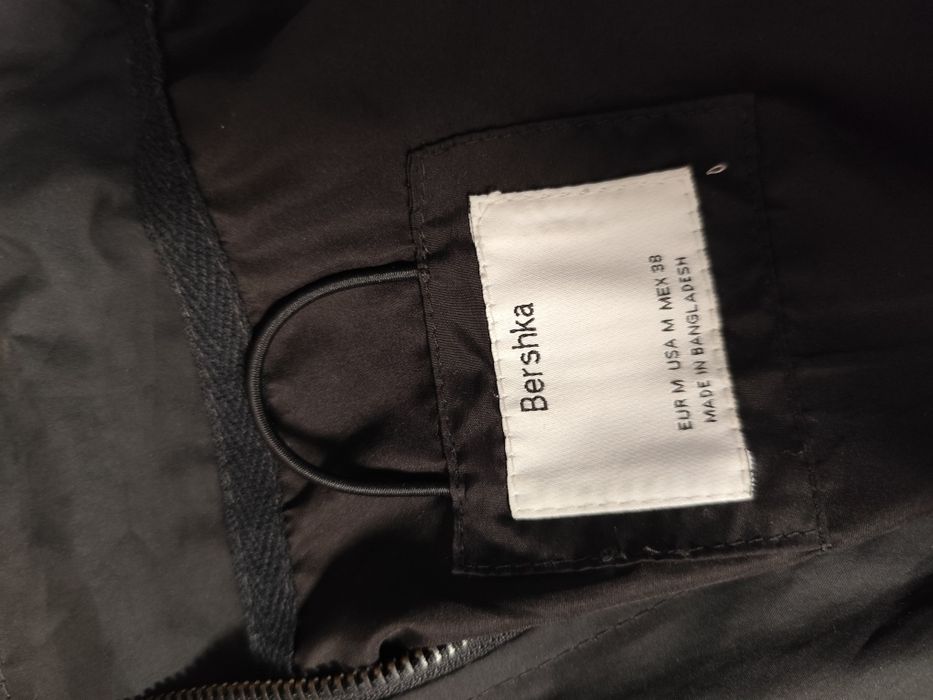 Kurtka wiatrówka Bershka męska czarna rozmiar M