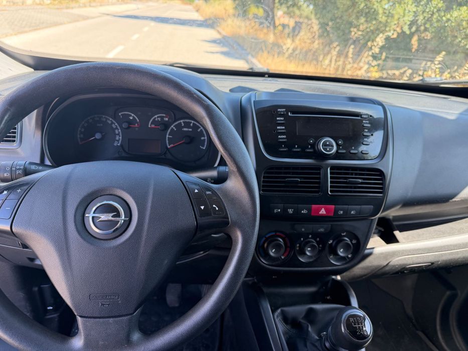 Opel Combo 2018/ IVA DEDUTÍVEL