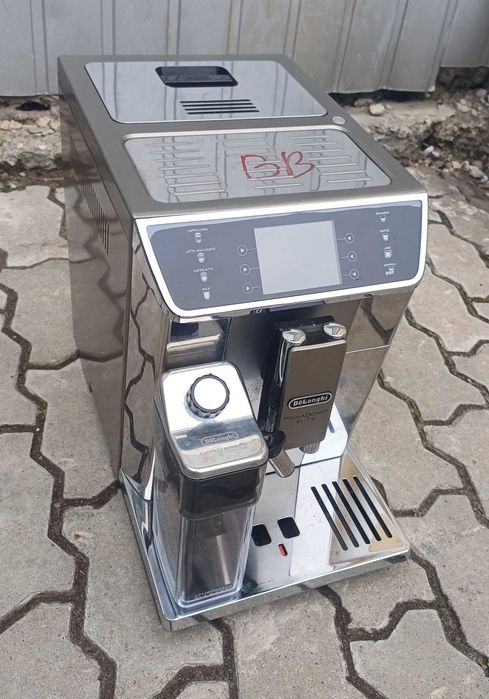 Кофемашина кофеварка DeLonghi ECAM 650.55 MS PrimaDonna Elite