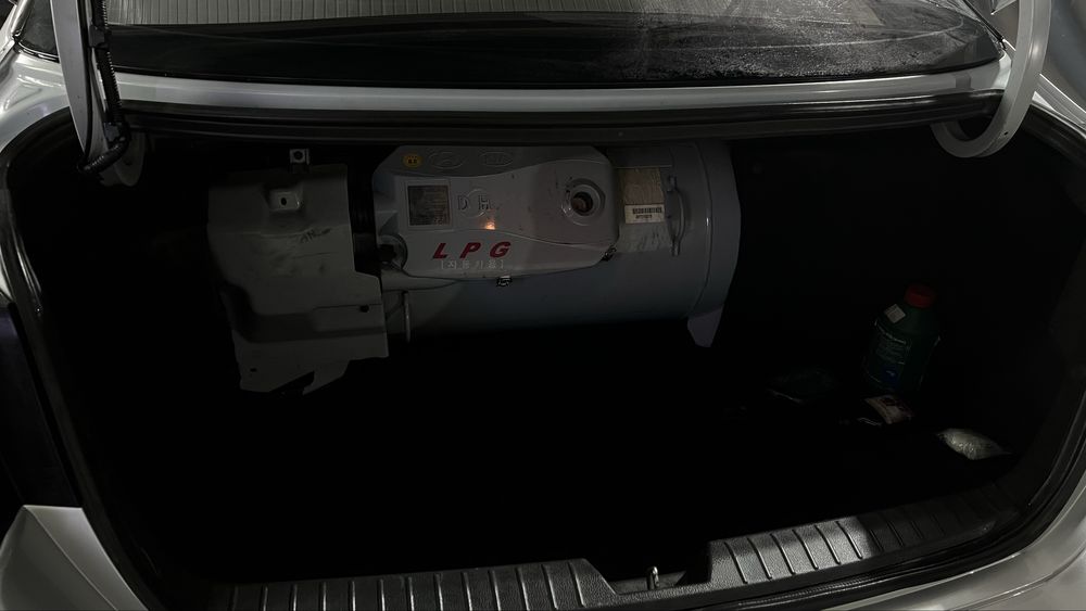 KIA K5  продам lpi