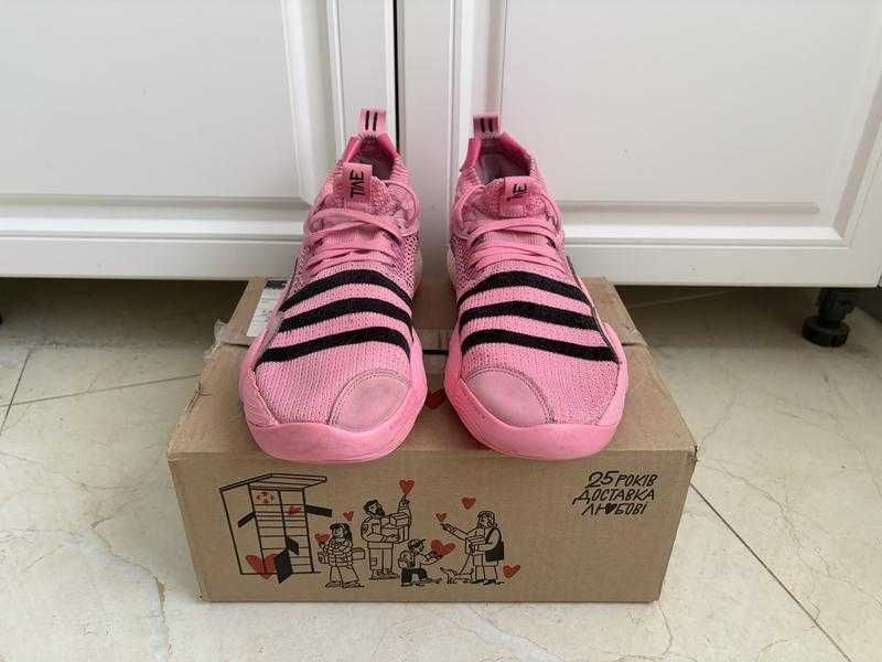 Баскетбольні кросівки Adidas Trae Young 2 Pink Trap House