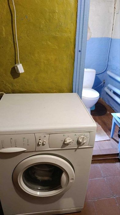 Терміново продається  будинок  по вул. Сосновського (Військове містечко дальній район)розглядаю продаж за сертифікат