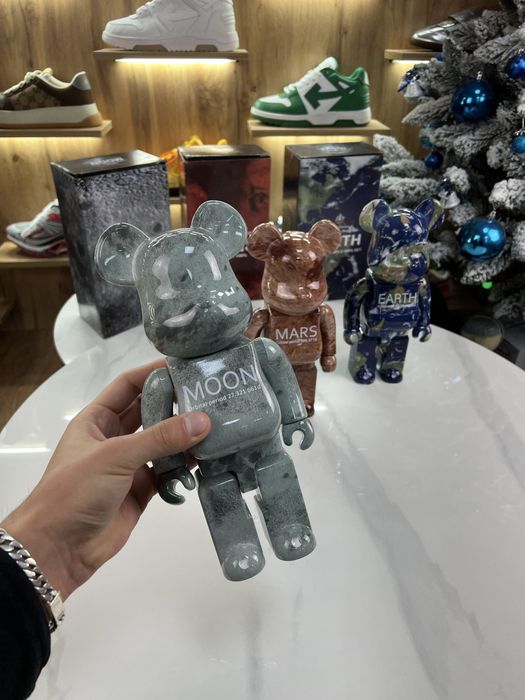Фігурка Bearbrick Mars 400%