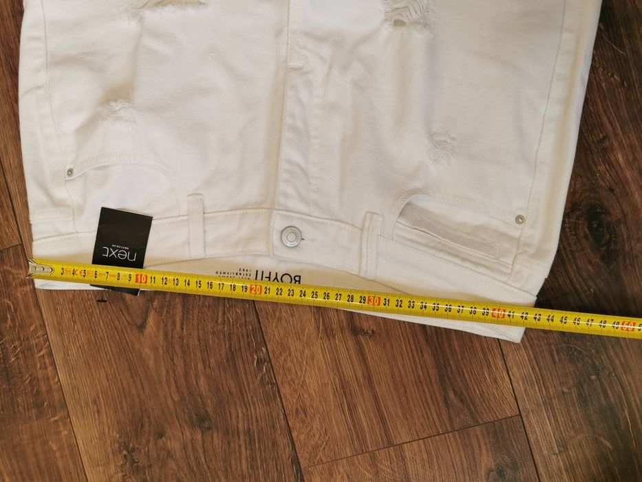 Spodnie dżinsowe jeansowe dżinsy jeansy mom fit L 40 z rozdarciami