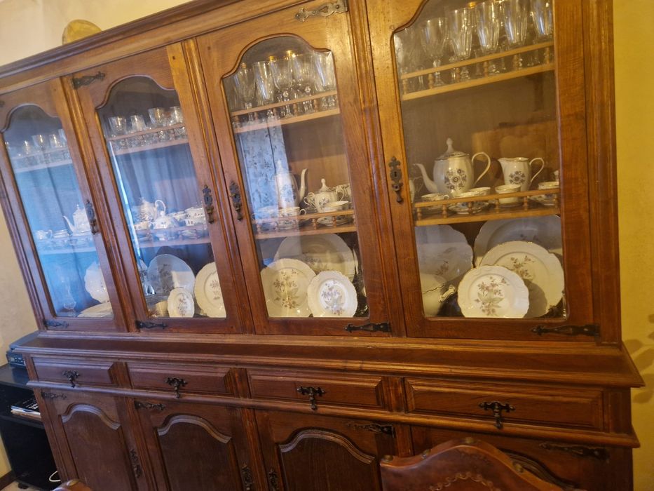 Movel cristaleira de sala de jantar