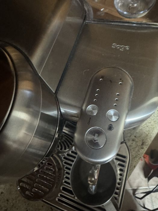 Maquina de cafe Nespresso Vertuo Creatista